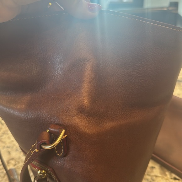 Dooney & Bourke Florentine Toggle Medium Crossbody Gently Used Condition - Picture 7 of 7